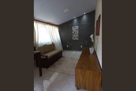 Sala de casa à venda com 3 quartos, 80m² em Granja Ouro Branco, Contagem