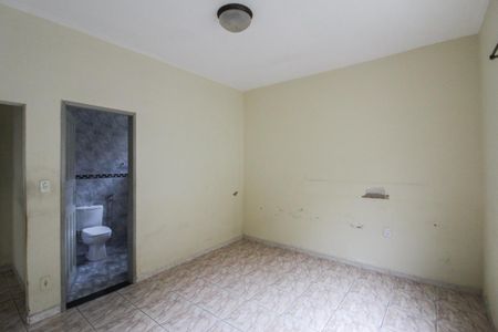 Casa para alugar com 130m², 3 quartos e 2 vagasSuíte