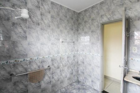 Casa para alugar com 130m², 3 quartos e 2 vagasBanheiro Social