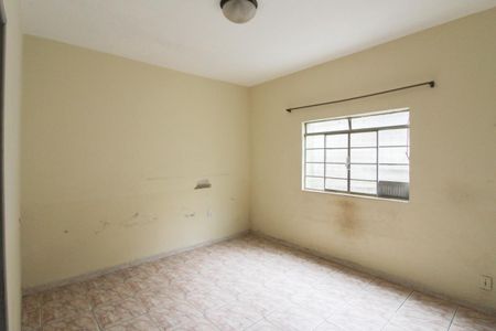 Casa para alugar com 130m², 3 quartos e 2 vagasSuíte