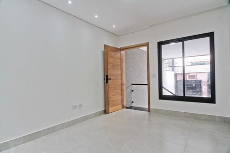 Sala de casa à venda com 3 quartos, 144m² em Parque Maria Domitila, São Paulo