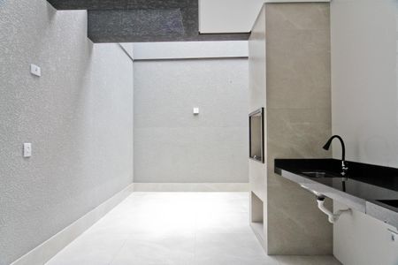 Casa à venda com 144m², 3 quartos e 2 vagasÁrea externa