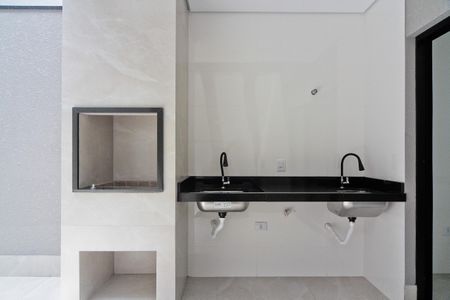 Casa à venda com 144m², 3 quartos e 2 vagasÁrea externa