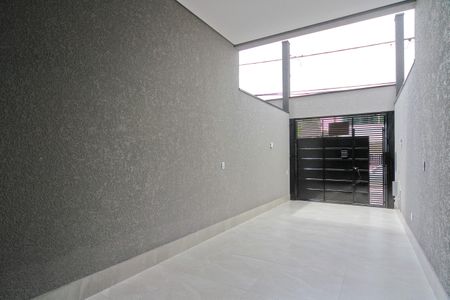 Casa à venda com 144m², 3 quartos e 2 vagasÁrea externa