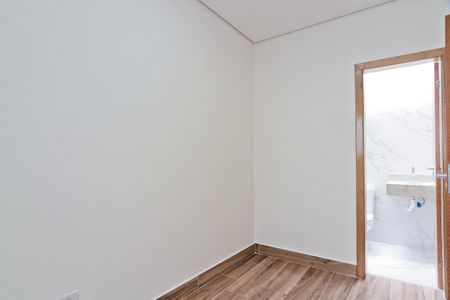 Casa à venda com 144m², 3 quartos e 2 vagasSuíte 2