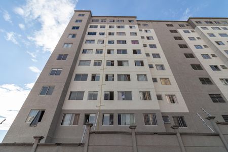 Apartamento para alugar com 43m², 2 quartos e sem vaga Apartamento para alugar com 43m², 2 quartos e sem vagaFachada