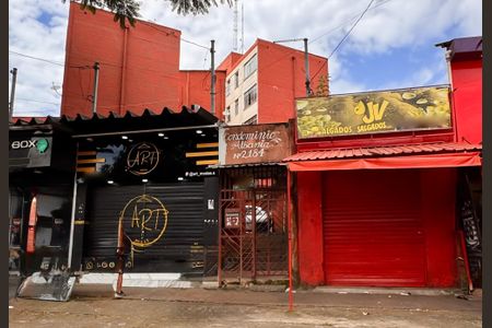 Apartamento para alugar com 52m², 3 quartos e sem vagaFachada 