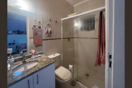 Casa à venda com 280m², 4 quartos e 3 vagasBanheiro da Suíte 2