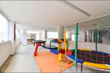 Apartamento à venda com 90m², 3 quartos e 2 vagasÁrea comum - Playground
