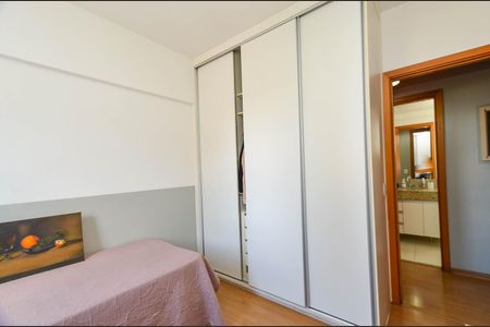 Apartamento à venda com 90m², 3 quartos e 2 vagasQuarto 1