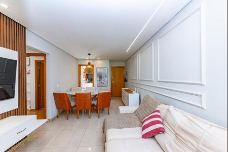 Sala de apartamento à venda com 3 quartos, 90m² em Estoril, Belo Horizonte