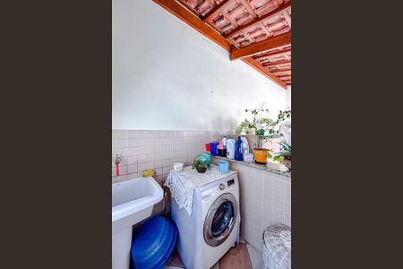 Casa à venda com 147m², 3 quartos e 4 vagasÁrea de Serviço