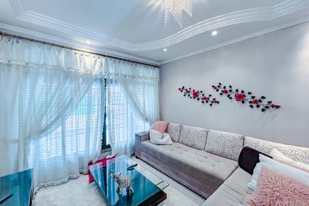 Casa à venda com 147m², 3 quartos e 4 vagasSala