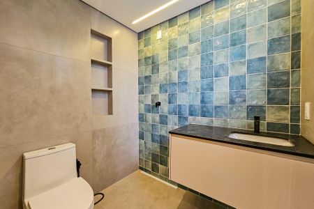 Apartamento à venda com 144m², 4 quartos e 1 vaga Apartamento à venda com 144m², 4 quartos e 1 vagaBanheiro da Suíte