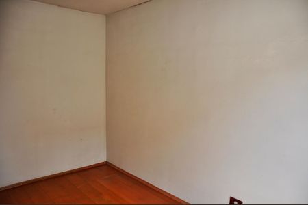 Apartamento para alugar com 93m², 2 quartos e 1 vaga Apartamento para alugar com 93m², 2 quartos e 1 vagaDetalhe - Quarto 02