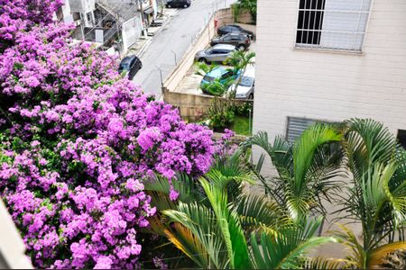 Apartamento para alugar com 93m², 2 quartos e 1 vaga Apartamento para alugar com 93m², 2 quartos e 1 vagaDetalhe - Vista do Quarto 02