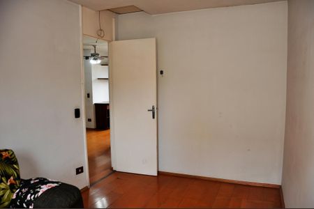 Apartamento para alugar com 93m², 2 quartos e 1 vaga Apartamento para alugar com 93m², 2 quartos e 1 vagaDetalhe - Quarto 02