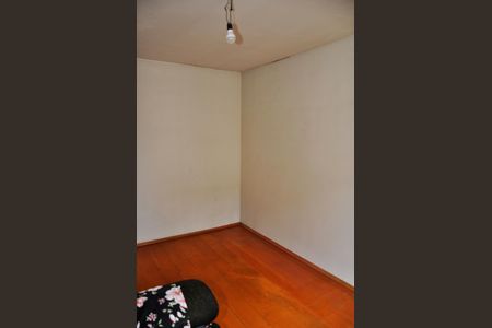 Apartamento para alugar com 93m², 2 quartos e 1 vaga Apartamento para alugar com 93m², 2 quartos e 1 vagaDetalhe - Quarto 02