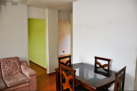 Apartamento para alugar com 93m², 2 quartos e 1 vaga Apartamento para alugar com 93m², 2 quartos e 1 vagaDetalhe - Sala e Sala de Jantar