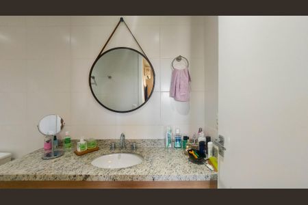 Banheiro de apartamento para alugar com 1 quarto, 41m² em Barra Funda, São Paulo