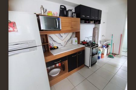 Cozinha de apartamento à venda com 2 quartos, 40m² em Jardim Boa Vista (Zona Oeste), Osasco