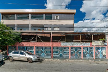 Apartamento à venda com 60m², 2 quartos e 1 vagaFachada