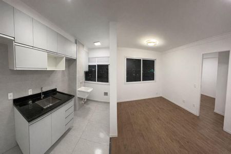 Cozinha de apartamento à venda com 1 quarto, 31m² em Água Branca, São Paulo