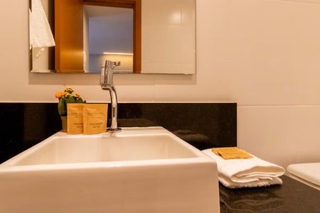 Studio à venda com 38m², 1 quarto e 1 vaga Studio à venda com 38m², 1 quarto e 1 vagaBanheiro