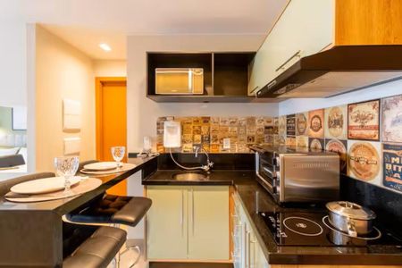 Studio à venda com 38m², 1 quarto e 1 vaga Studio à venda com 38m², 1 quarto e 1 vagaCozinha