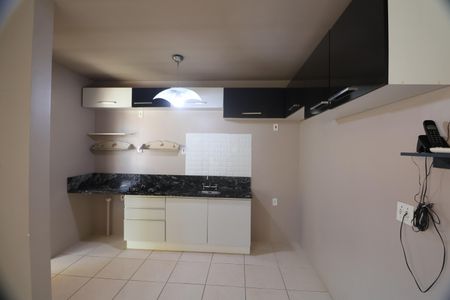 Casa de condomínio para alugar com 55m², 2 quartos e 2 vagasCozinha