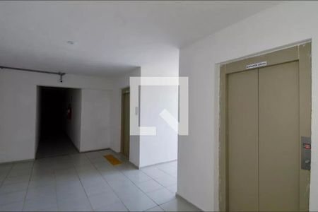 Apartamento para alugar com 44m², 2 quartos e 1 vagaHall social