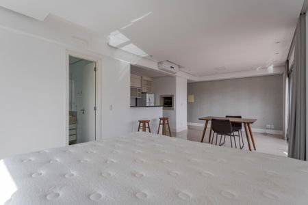 Sala de kitnet/studio para alugar com 1 quarto, 49m² em São João, Porto Alegre