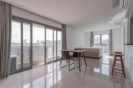 Sala de kitnet/studio para alugar com 1 quarto, 49m² em São João, Porto Alegre