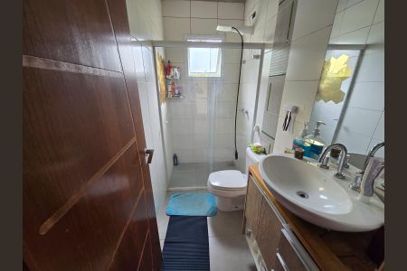 Banheiro de casa para alugar com 2 quartos, 300m² em Residencial San Diego, Cotia