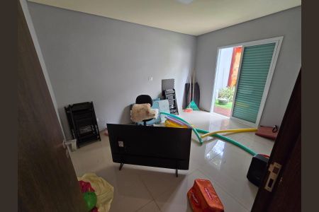 Casa para alugar com 300m², 2 quartos e 3 vagas