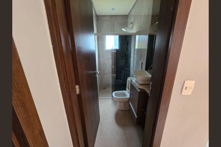 Casa para alugar com 300m², 2 quartos e 3 vagas Casa para alugar com 300m², 2 quartos e 3 vagasBanheiro