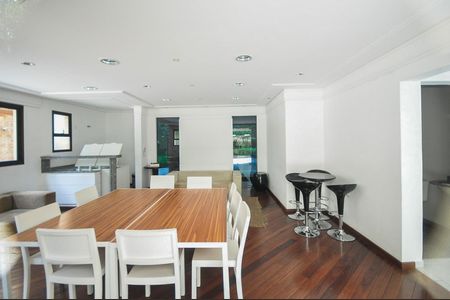 Apartamento à venda com 100m², 3 quartos e 2 vagasSalão de Festa