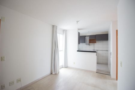 Sala de apartamento à venda com 2 quartos, 45m² em Chacaras Reunidas Santa Terezinha, Contagem