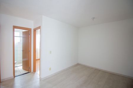 Sala de apartamento à venda com 2 quartos, 45m² em Chacaras Reunidas Santa Terezinha, Contagem