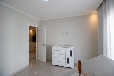 Casa para alugar com 182m², 3 quartos e 2 vagas Casa para alugar com 182m², 3 quartos e 2 vagasQuarto 2