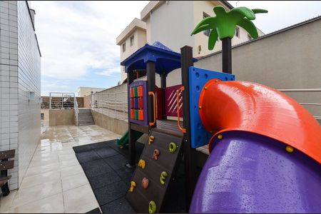 Apartamento à venda com 126m², 3 quartos e 2 vagas Apartamento à venda com 126m², 3 quartos e 2 vagasÁrea comum