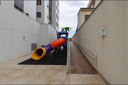 Apartamento à venda com 126m², 3 quartos e 2 vagas Apartamento à venda com 126m², 3 quartos e 2 vagasÁrea comum