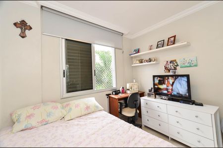Apartamento à venda com 126m², 3 quartos e 2 vagas Apartamento à venda com 126m², 3 quartos e 2 vagasQuarto 2