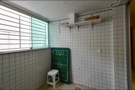 Apartamento à venda com 126m², 3 quartos e 2 vagas Apartamento à venda com 126m², 3 quartos e 2 vagasEscritório