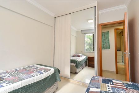 Apartamento à venda com 126m², 3 quartos e 2 vagas Apartamento à venda com 126m², 3 quartos e 2 vagasQuarto 1