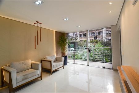 Apartamento à venda com 126m², 3 quartos e 2 vagas Apartamento à venda com 126m², 3 quartos e 2 vagasHall de Entrada