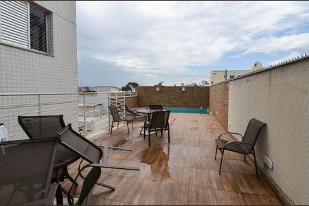 Apartamento à venda com 126m², 3 quartos e 2 vagas Apartamento à venda com 126m², 3 quartos e 2 vagasÁrea comum