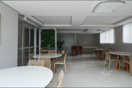Apartamento à venda com 126m², 3 quartos e 2 vagas Apartamento à venda com 126m², 3 quartos e 2 vagasÁrea comum