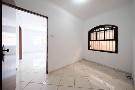 Casa para alugar com 250m², 3 quartos e 2 vagasQuarto 2