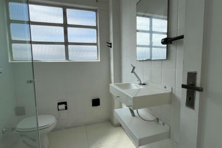 Apartamento para alugar com 100m², 2 quartos e sem vaga Apartamento para alugar com 100m², 2 quartos e sem vagaBanheiro